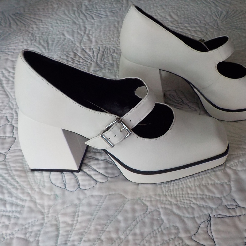 GB White Block Heel Shoes